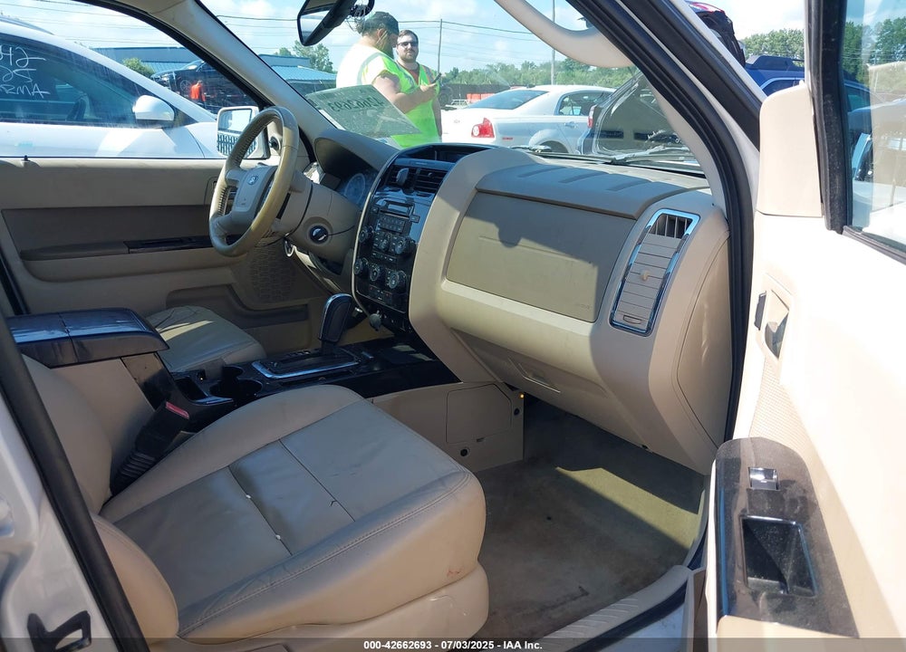2011 FORD ESCAPE VIN: 1FMCU0E77BKB44834