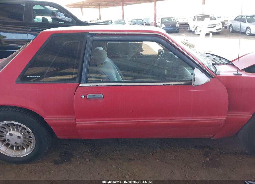 1993 FORD MUSTANG VIN: 1FACP40M9PF186931