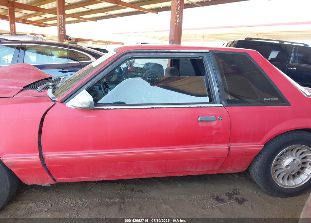 1993 FORD MUSTANG VIN: 1FACP40M9PF186931