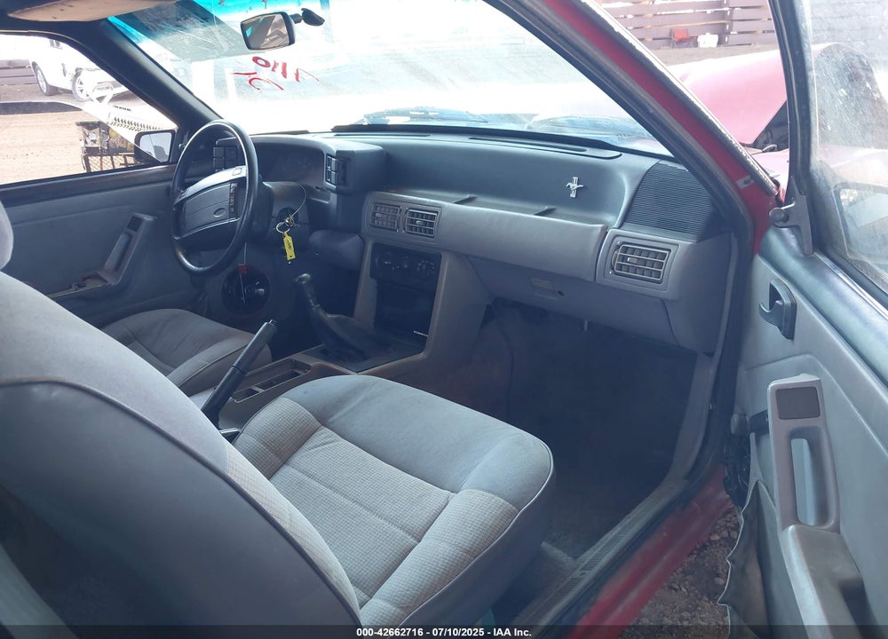 1993 FORD MUSTANG VIN: 1FACP40M9PF186931