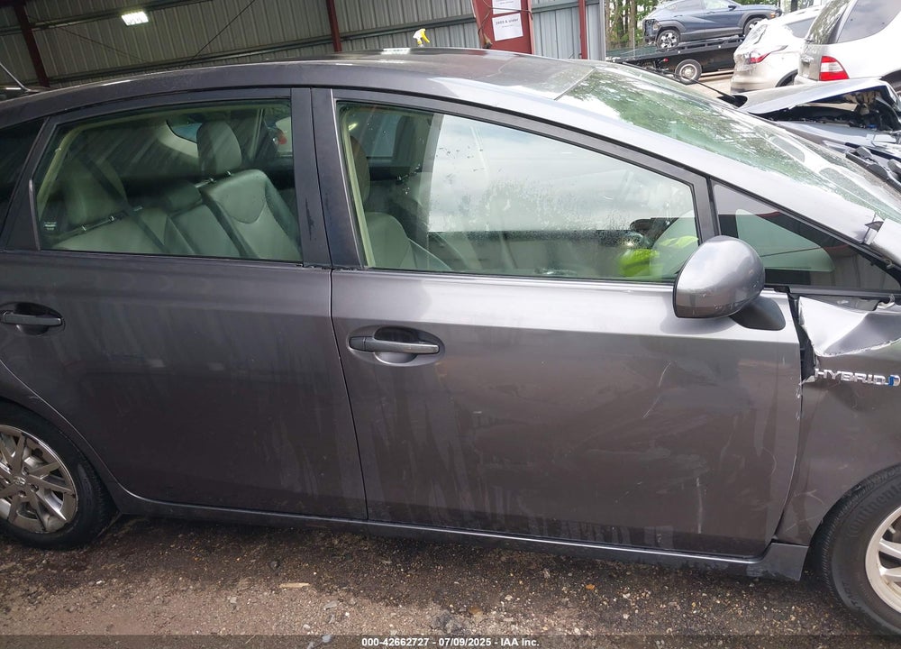2015 TOYOTA PRIUS V VIN: JTDZN3EU6FJ016826