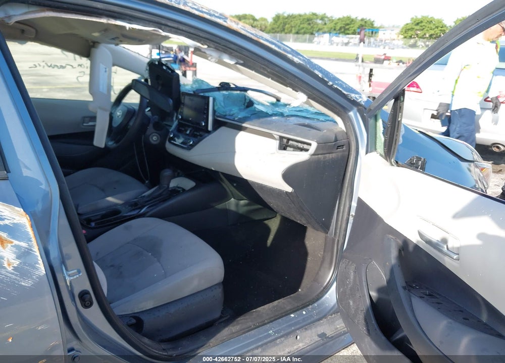 2020 TOYOTA COROLLA LE VIN: JTDEPRAE6LJ096151