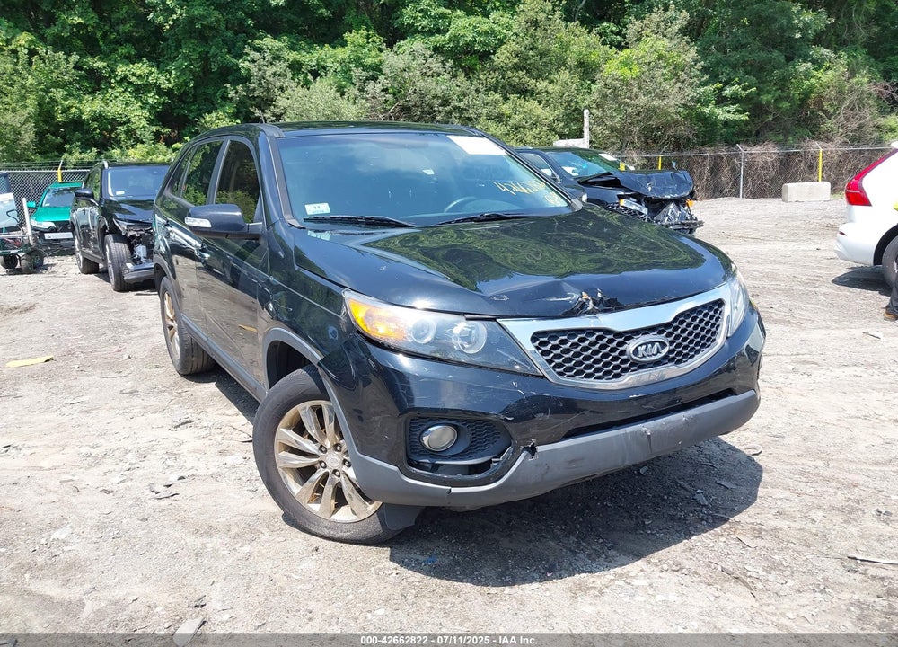 2011 KIA SORENTO EX V6 VIN: 5XYKU4A24BG013612