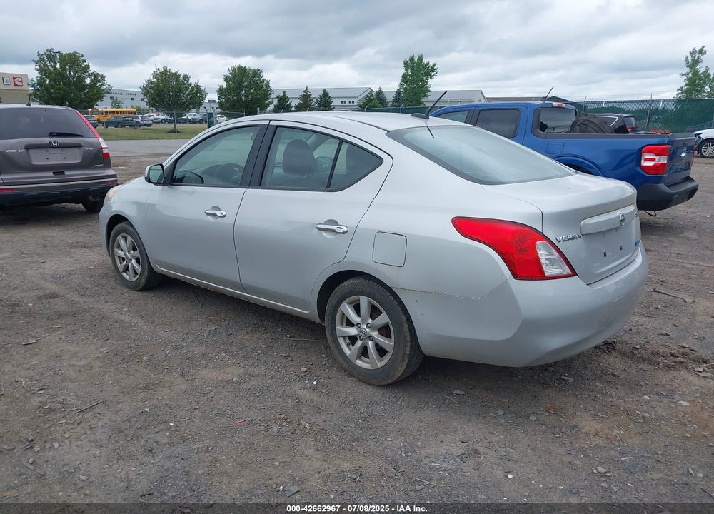 2012 NISSAN VERSA 1.6 SL VIN: 3N1CN7AP6CL823626