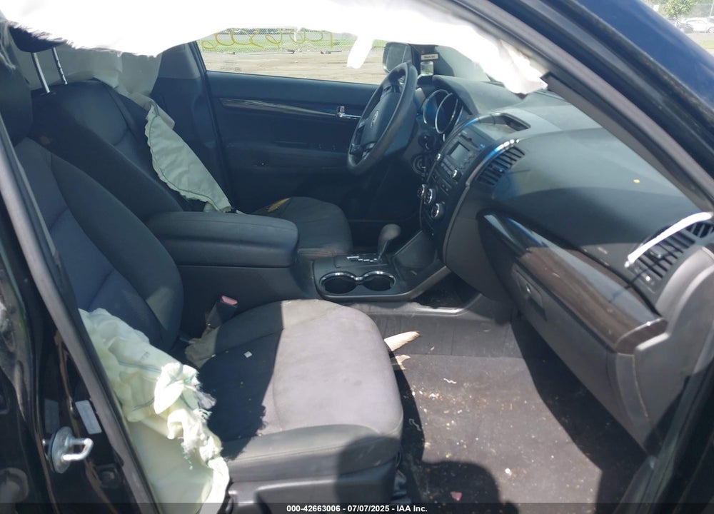 2012 KIA SORENTO VIN: 5XYKT3A67CG251567