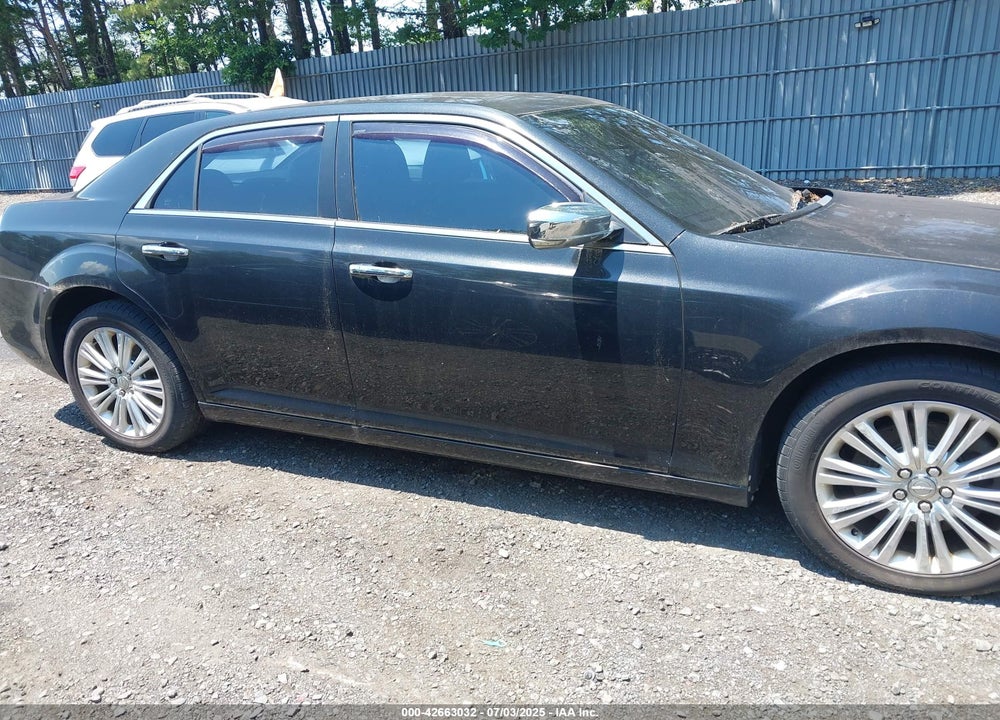 2013 CHRYSLER 300C AWD VIN: 2C3CCAKT3DH641201