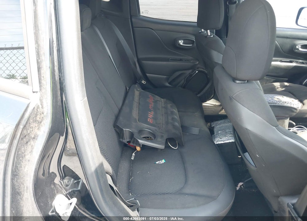 2018 JEEP RENEGADE VIN: ZACCJABB6JPG93036