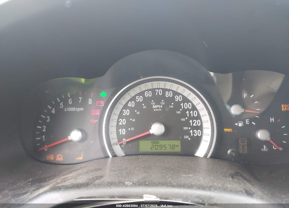 2007 HYUNDAI ENTOURAGE VIN: KNDMC233676013319