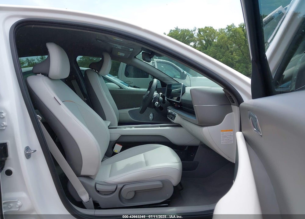 2025 HYUNDAI IONIQ 6 SEL VIN: KMHM34AA0SA095756