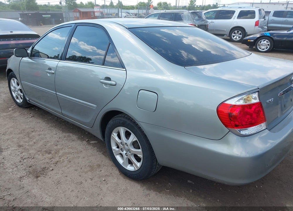 2005 TOYOTA CAMRY XLE V6 VIN: 4T1BF30K75U620334
