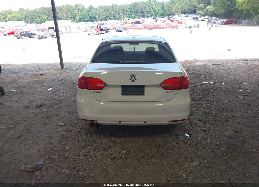 2013 VOLKSWAGEN JETTA VIN: 3VWDP7AJ9DM215602
