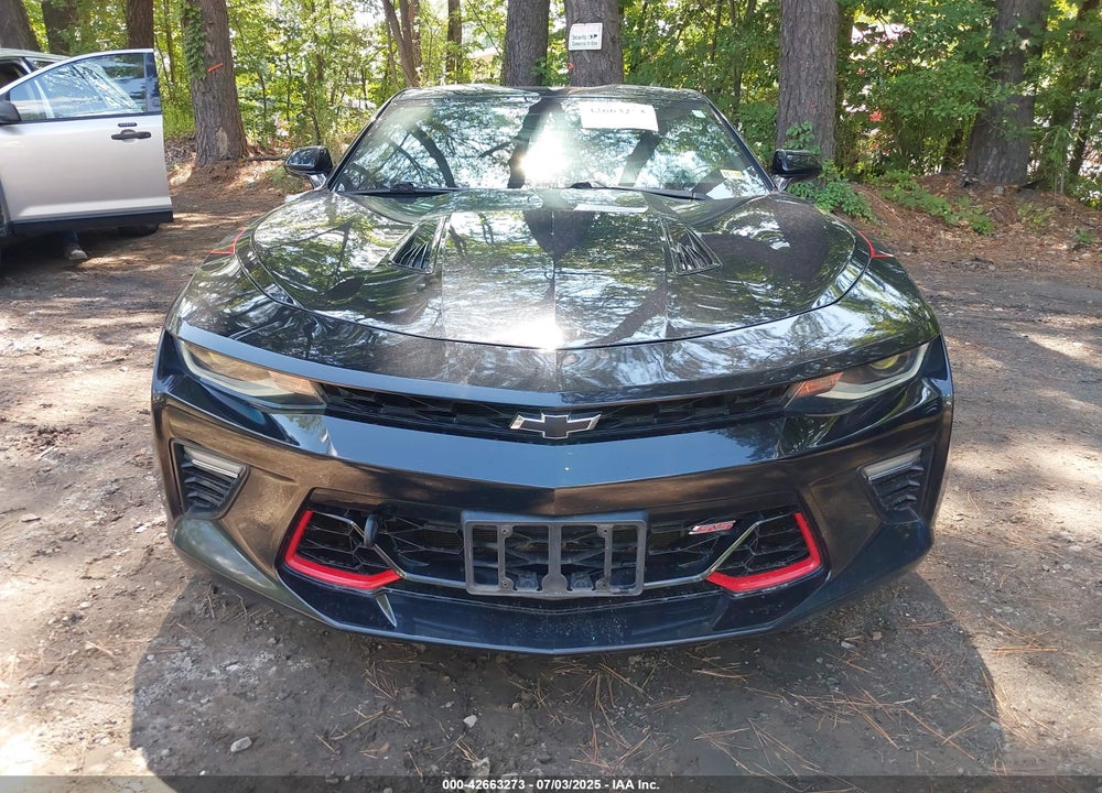 2018 CHEVROLET CAMARO VIN: 1G1FH1R77J0136810