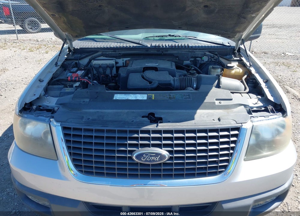 2004 FORD EXPEDITION VIN: 1FMPU16LX4LA62189