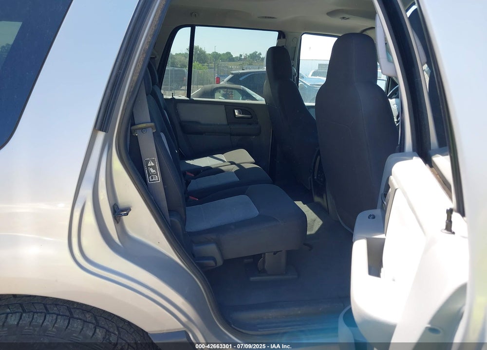 2004 FORD EXPEDITION VIN: 1FMPU16LX4LA62189