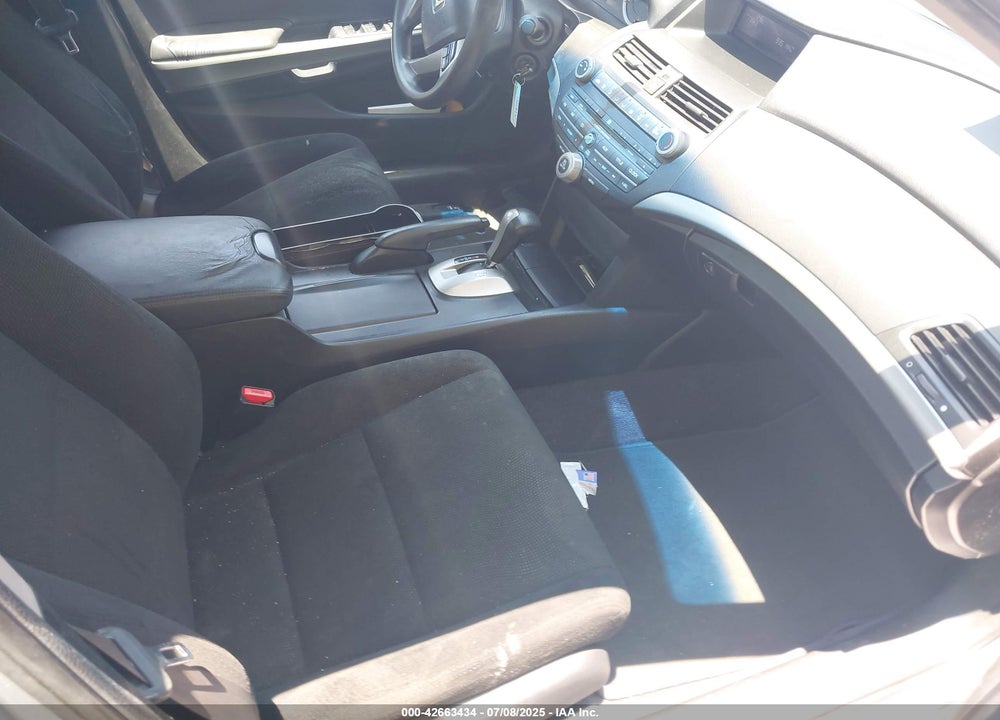 2010 HONDA ACCORD 2.4 EX VIN: 1HGCP2F79AA164059