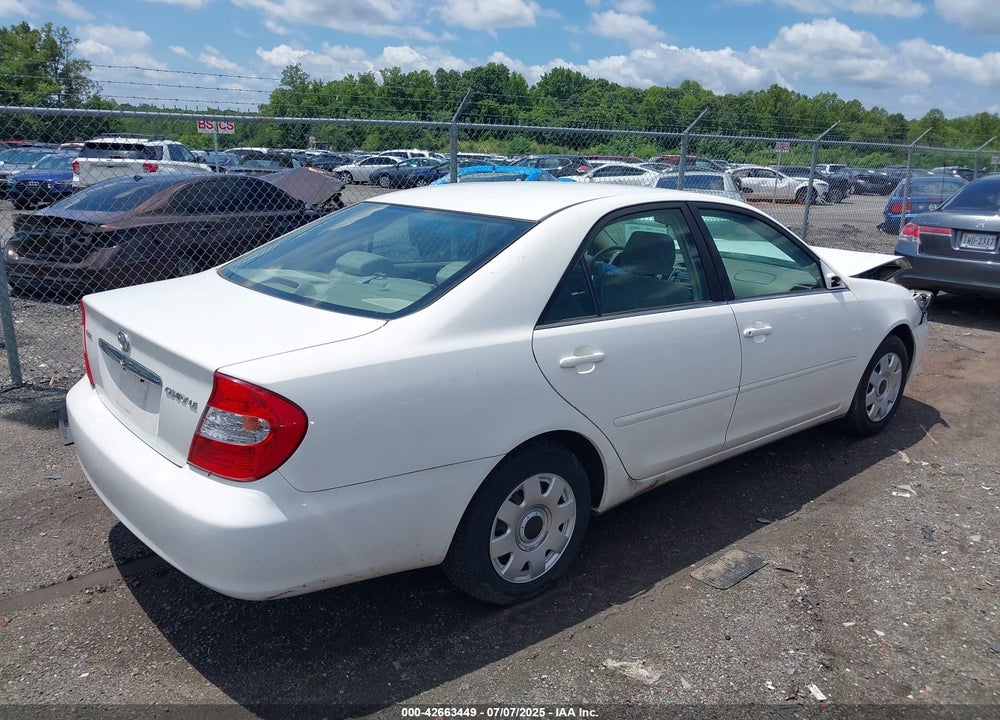 2002 TOYOTA CAMRY VIN: JTDBE32K520035985