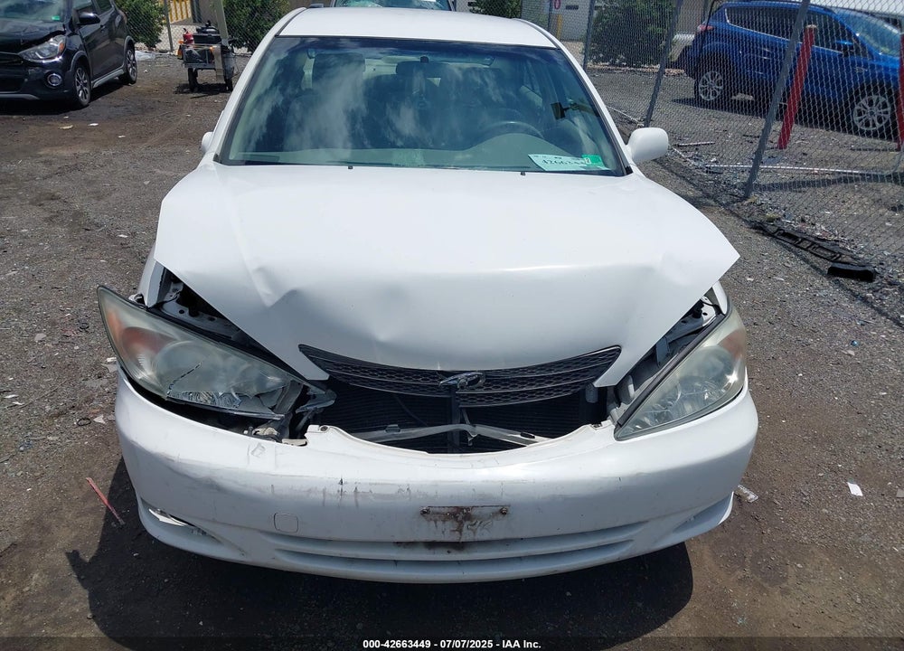 2002 TOYOTA CAMRY VIN: JTDBE32K520035985