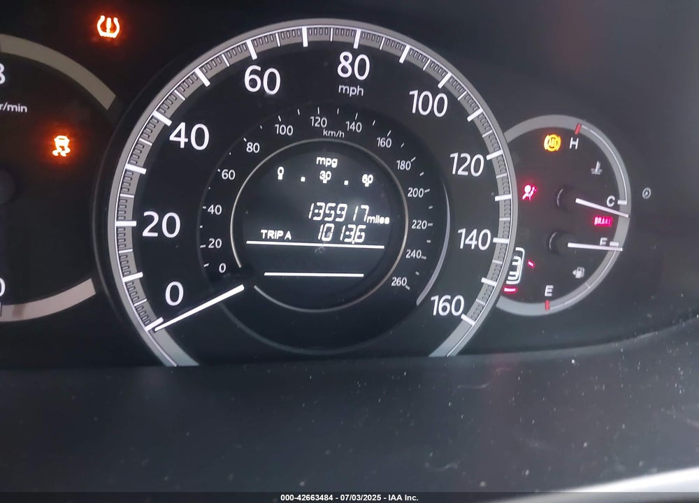 2013 HONDA ACCORD VIN: 1HGCR2F70DA167124