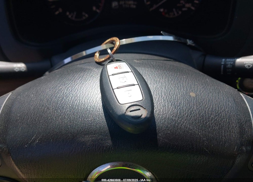 2014 NISSAN PATHFINDER VIN: 5N1AR2MN8EC727528