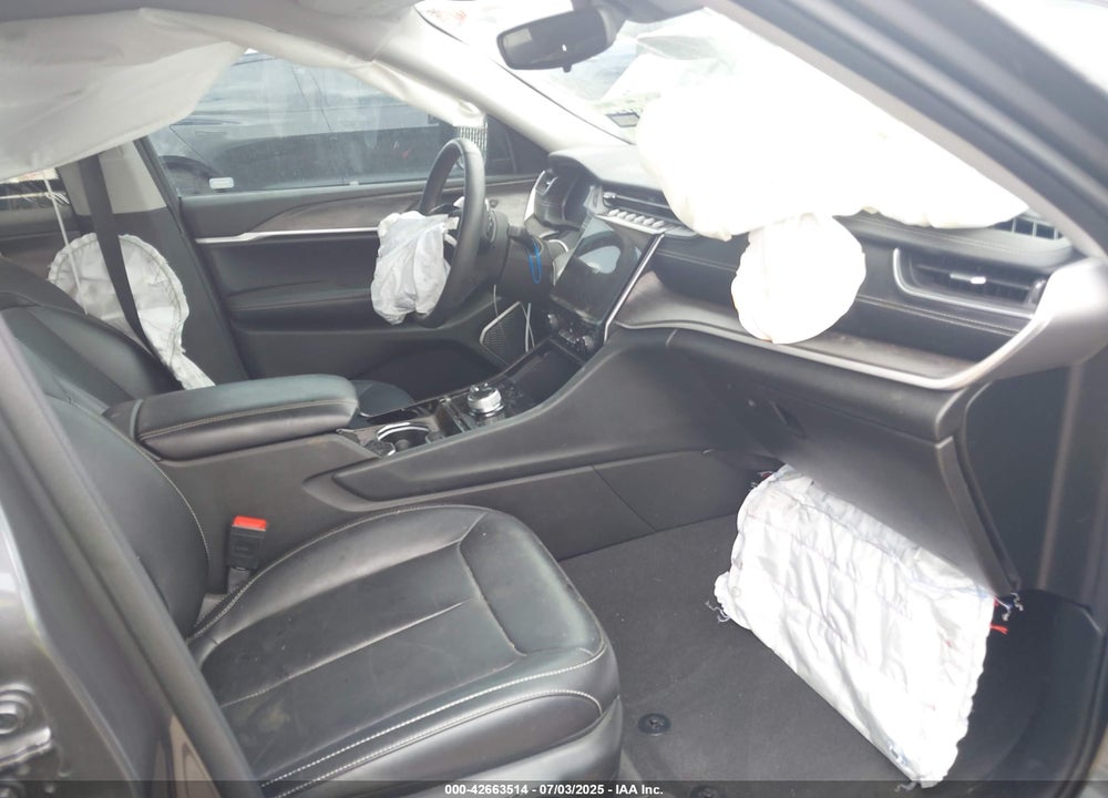 2022 JEEP GRAND CHEROKEE VIN: 1C4RJHBGXN8501208