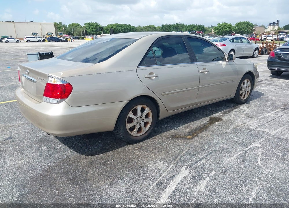 2005 TOYOTA CAMRY XLE VIN: 4T1BE30K05U548203