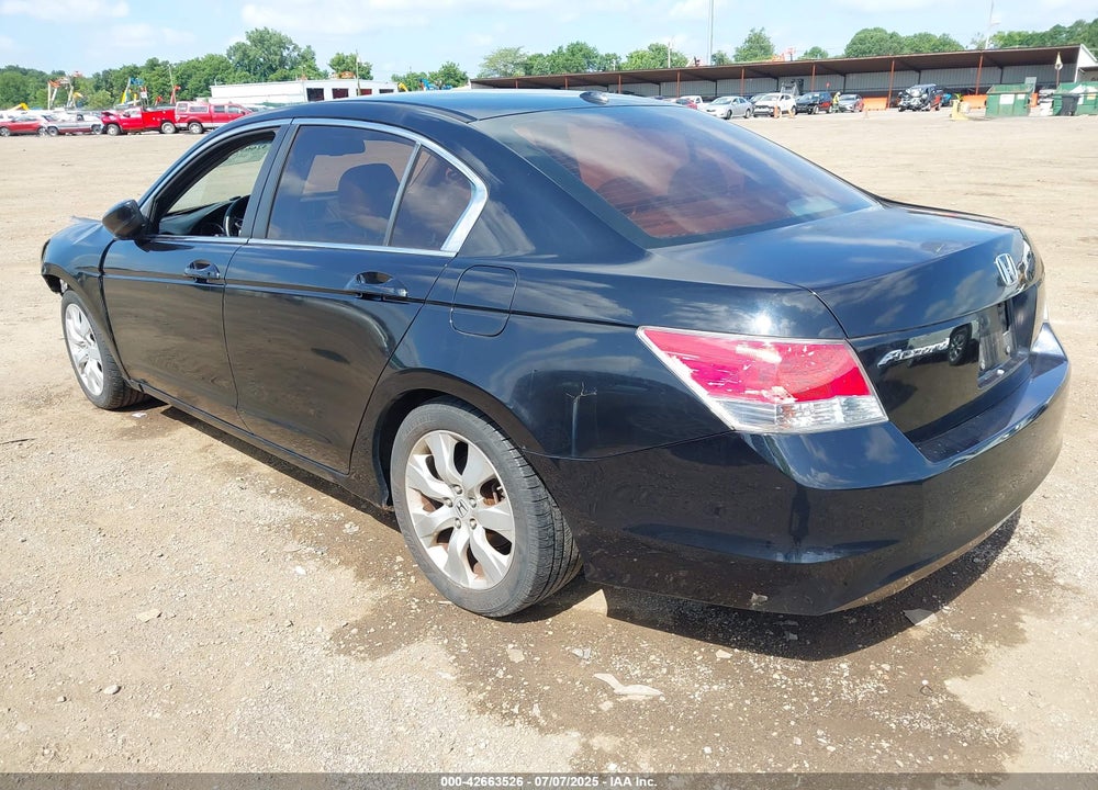 2008 HONDA ACCORD VIN: 1HGCP26818A145573