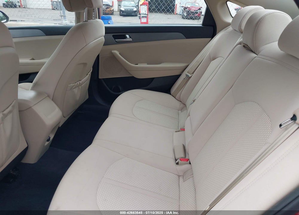 2017 HYUNDAI SONATA SE VIN: 5NPE24AFXHH556096