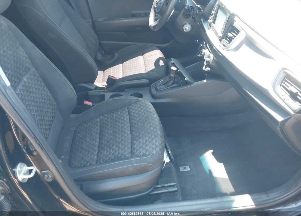 2020 KIA RIO VIN: 3KPA24AD1LE297685