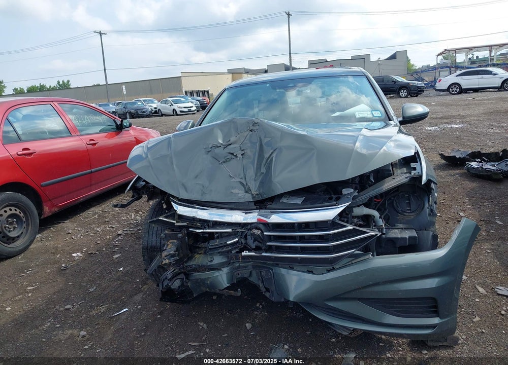 2019 VOLKSWAGEN JETTA VIN: 3VWE57BU0KM120555