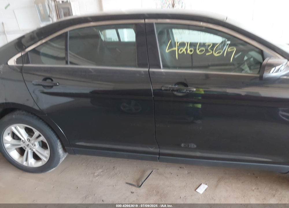 2016 FORD TAURUS VIN: 1FAHP2E84GG118911