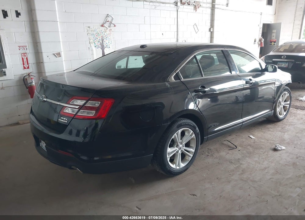 2016 FORD TAURUS VIN: 1FAHP2E84GG118911