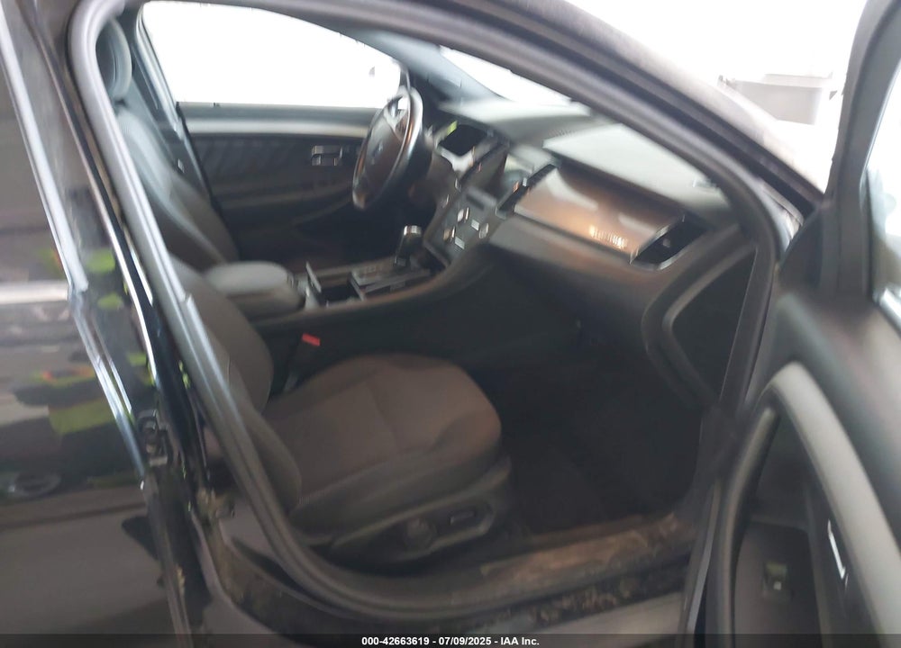 2016 FORD TAURUS VIN: 1FAHP2E84GG118911