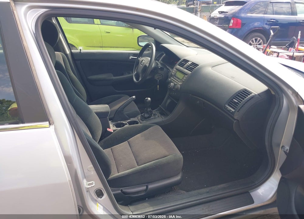 2005 HONDA ACCORD 2.4 LX VIN: 1HGCM55465A186804