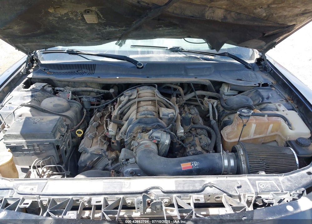2010 DODGE CHARGER VIN: 2B3AA4CT1AH118667