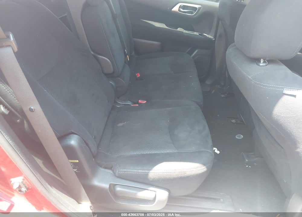 2015 NISSAN PATHFINDER VIN: 5N1AR2MN8FC618987