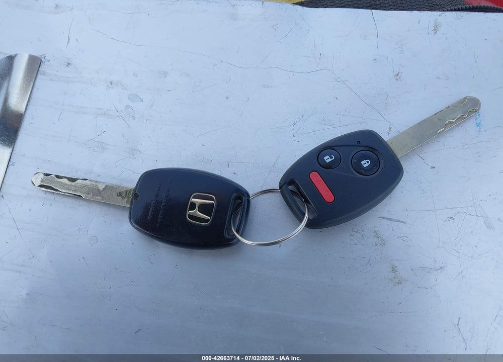2007 HONDA FIT VIN: JHMGD37637S005754
