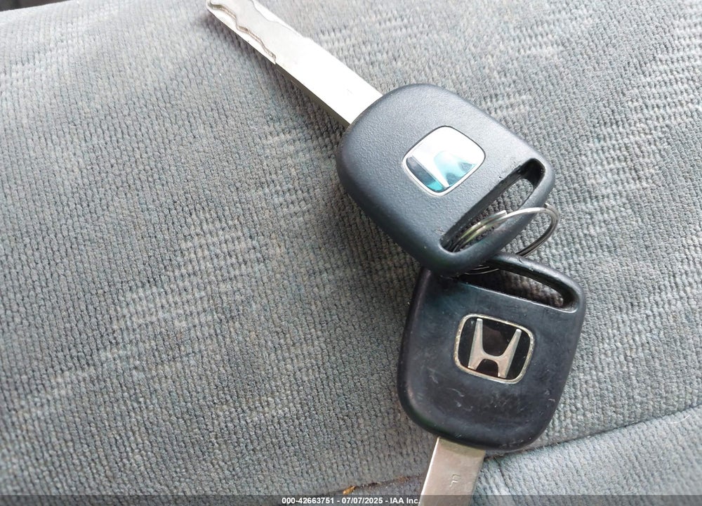 2004 HONDA ODYSSEY VIN: 5FNRL18684B108919