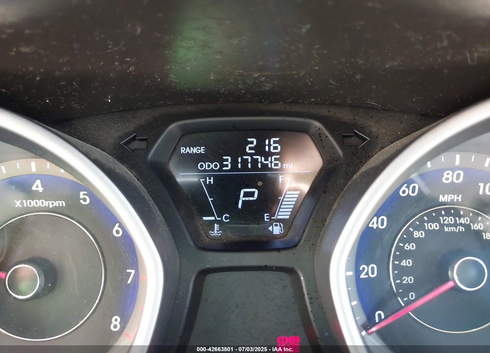 2013 HYUNDAI ELANTRA VIN: KMHDH4AE8DU592706