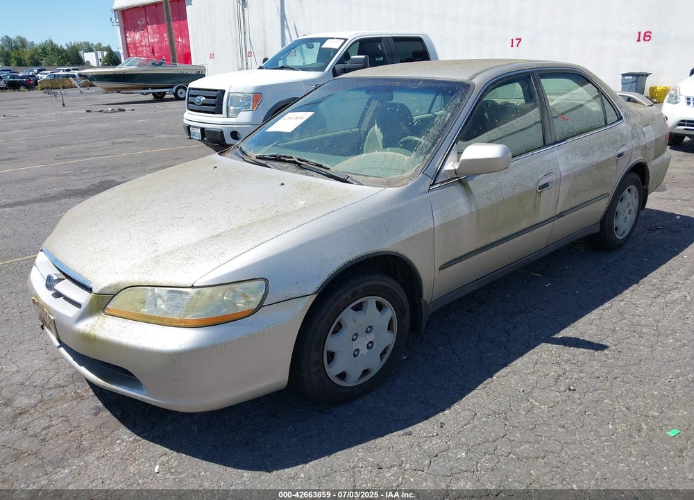 1999 HONDA ACCORD LX VIN: JHMCG5642XC012089