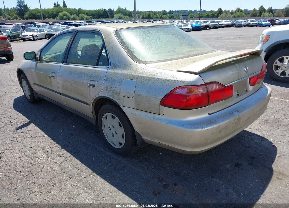 1999 HONDA ACCORD LX VIN: JHMCG5642XC012089