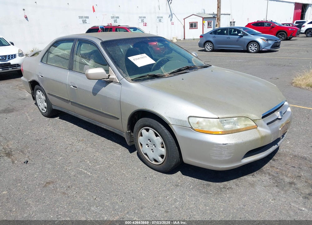 1999 HONDA ACCORD LX VIN: JHMCG5642XC012089