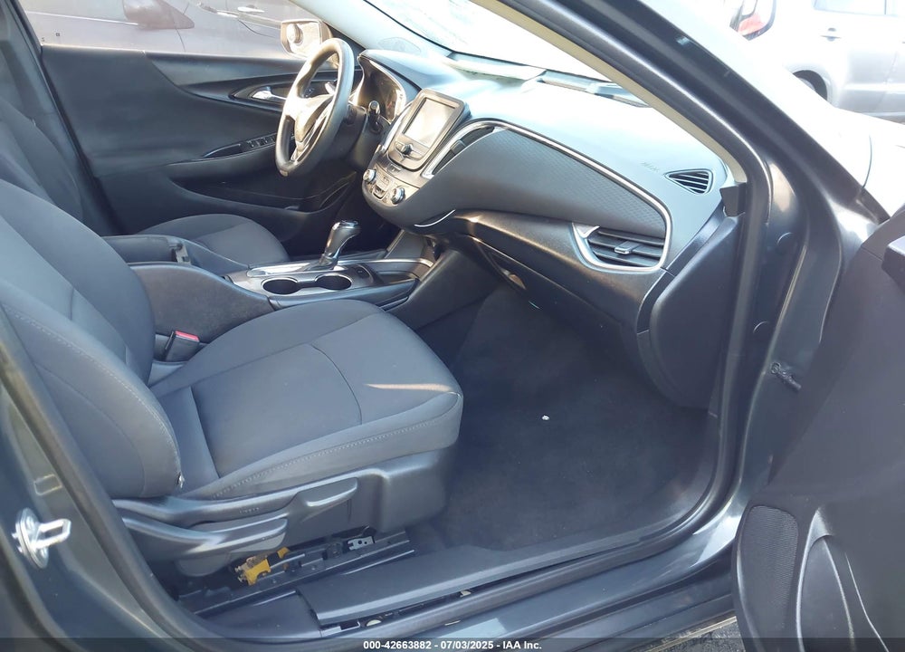 2016 CHEVROLET MALIBU VIN: 1G1ZE5ST3GF299674