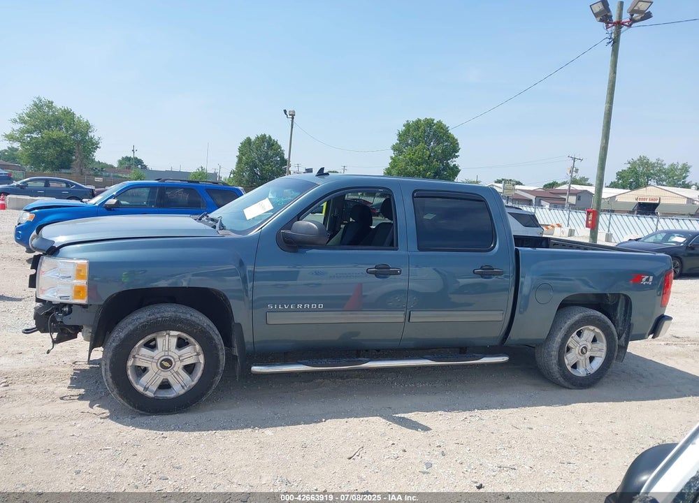 2013 CHEVROLET SILVERADO 1500 VIN: 3GCPKSE76DG210050