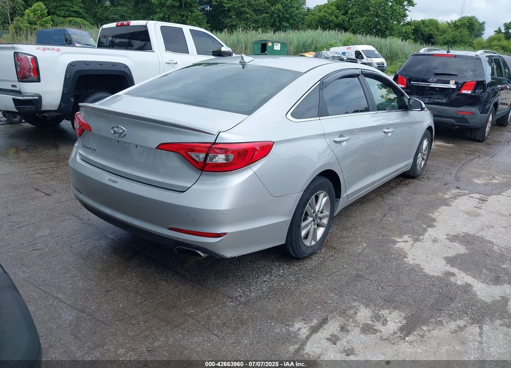 2016 HYUNDAI SONATA VIN: 5NPE24AFXGH313001