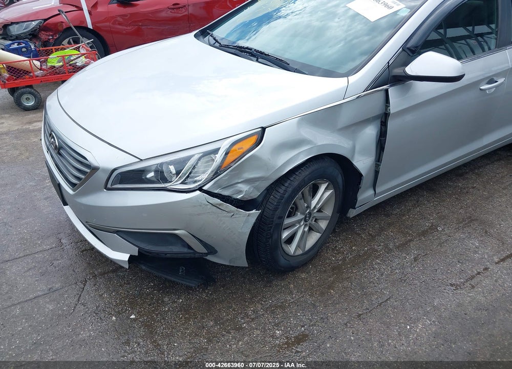 2016 HYUNDAI SONATA VIN: 5NPE24AFXGH313001