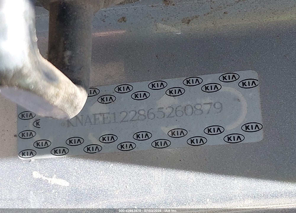 2006 KIA SPECTRA VIN: KNAFE122865260879