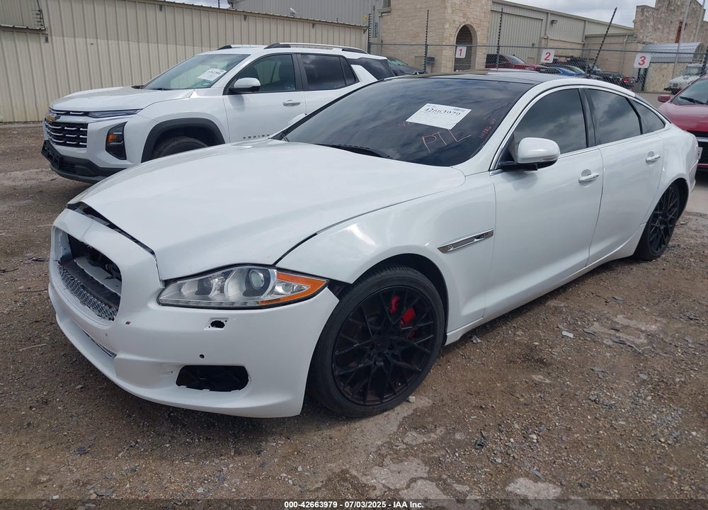 2014 JAGUAR XJ VIN: SAJWA1EK3EMV58692