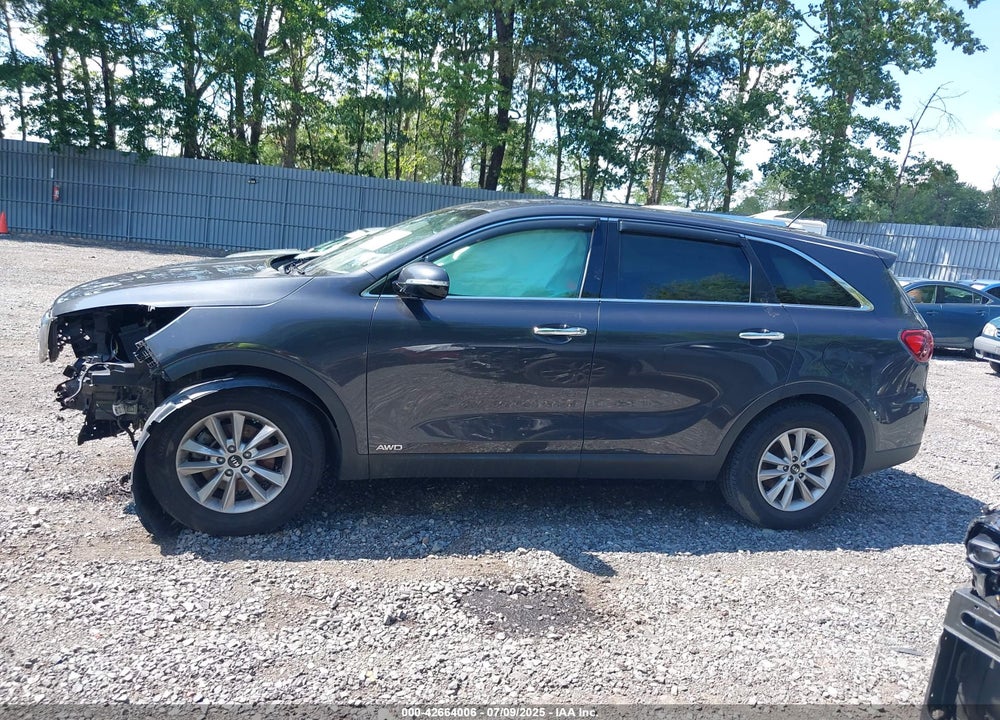 2019 KIA SORENTO VIN: 5XYPGDA59KG445698