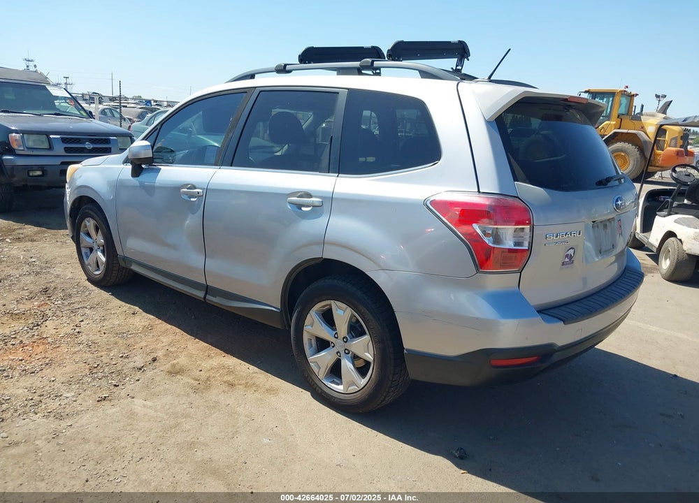 2014 SUBARU FORESTER VIN: JF2SJAJC8EH435878