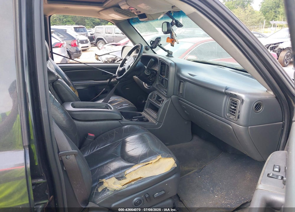 2004 CHEVROLET AVALANCHE 1500 VIN: 3GNEK12T24G114846
